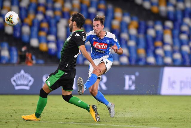 国王不敌绿军战绩与湖人持平 鹈鹕负马刺4连败