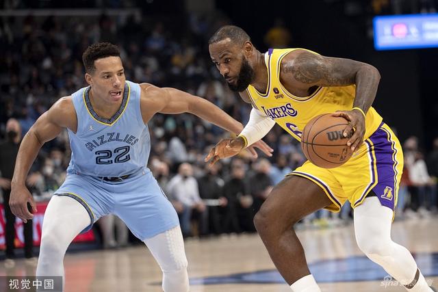 弗格49分辽宁5人上双逆转北控 张帆飚10记三分